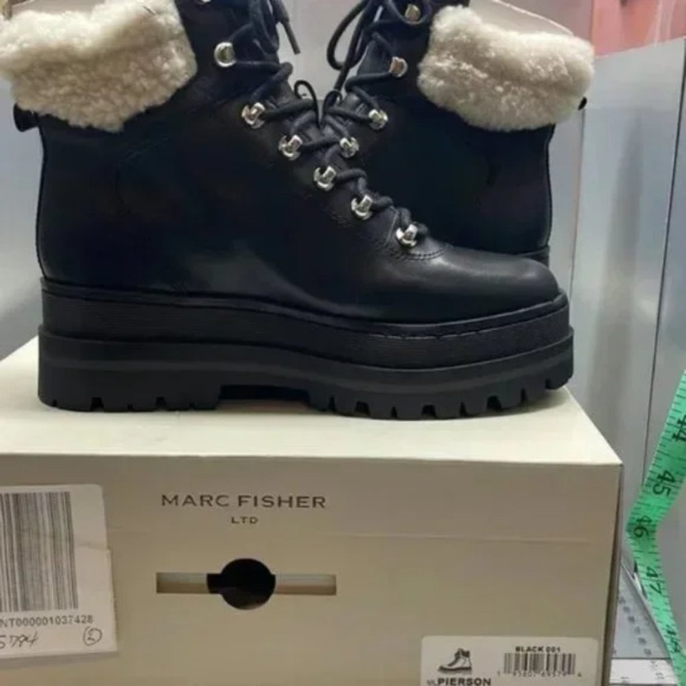 BNIB Marc Fisher Pierson Hiking/Moto Platform Warm Faux fur Boot Black